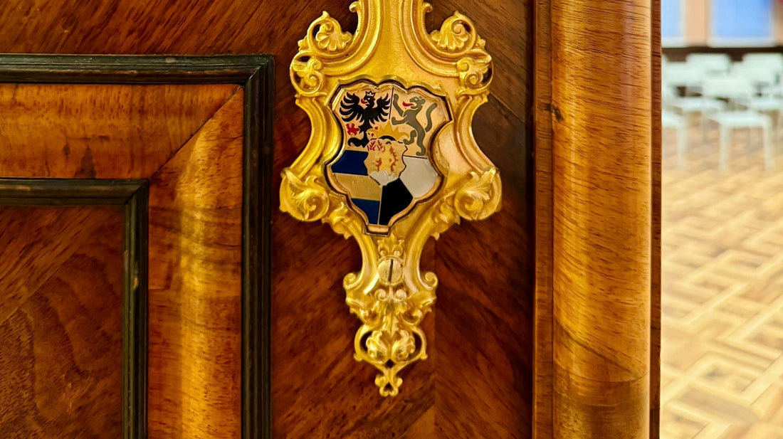 How to Display Your Family Crest at Home or in Gifts